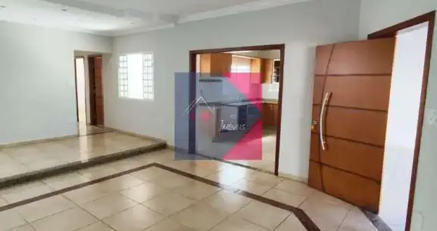 Excelente Casa à venda, Bairro Morumbi II, POUSO ALEGRE - MG