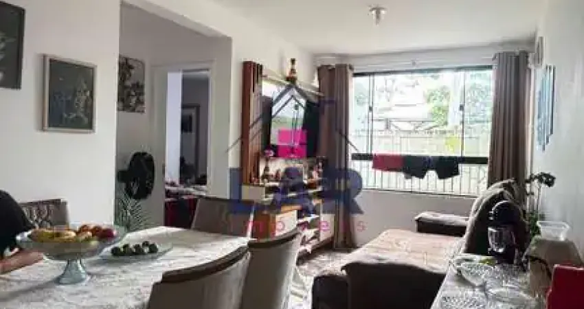 Um lindo apartamento localizado no condomínio Carmelias, com ótimo acabamento