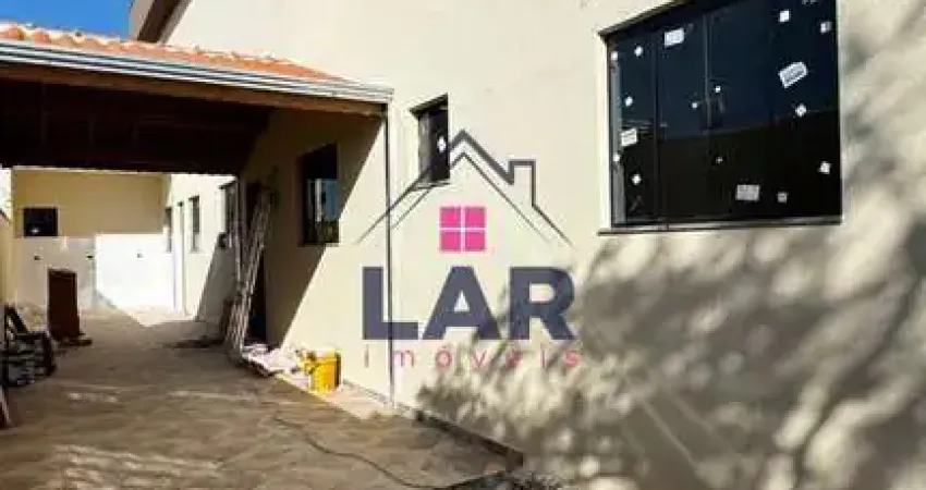 Oportunidade imperdível  casa à venda, conforto e praticidade.
