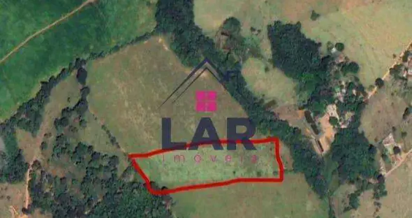 Vende-se área rural, com excelente topografia e perfeito para investidores.