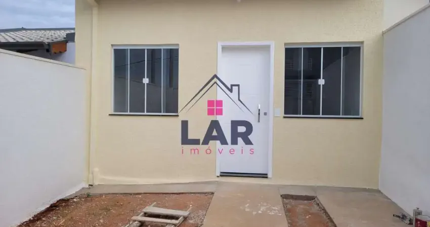 Vende-se casa com localiação privilegiada e excelente acabamento