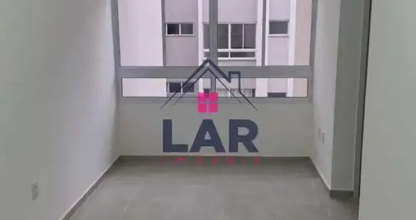 Aluga-se apartamento com excelente localização e acabamento