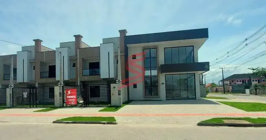 Sobrado- 02  Com 3 dormitórios sendo uma suíte em Guaratuba - R$ 620.000,00