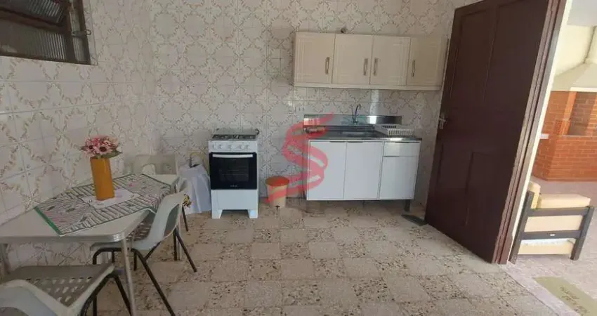 Casa com 2 quartos para alugar na Rua Dr Carlos Cavalcante 468 centro, Centro, Guaratuba