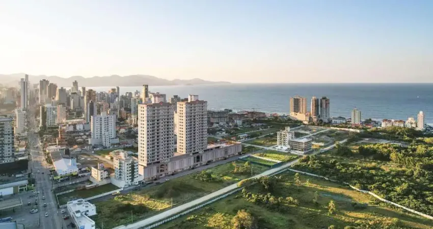 Apartamento na planta para venda,com 2 dormitórios, sendo 1 suíte, possui 2 banheiros- porto belo-sc