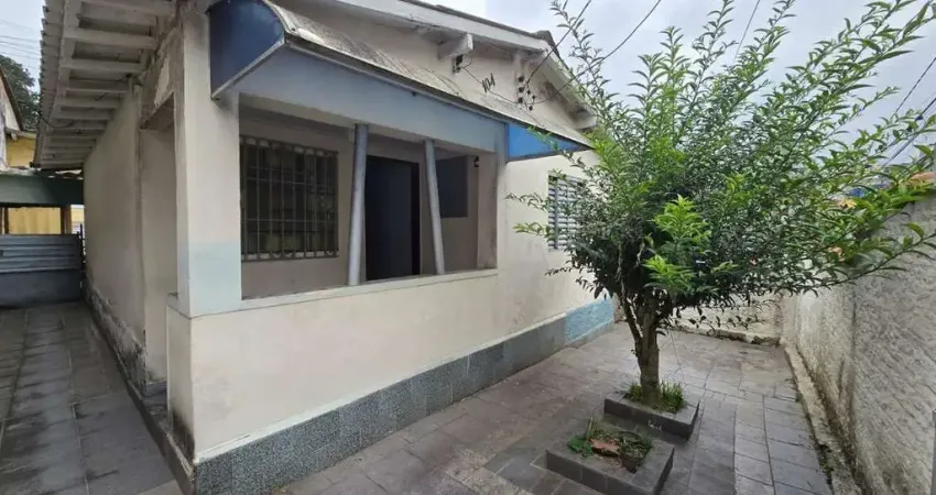 Casa com 3 dormitórios ao lado da estação primavera- interlagos