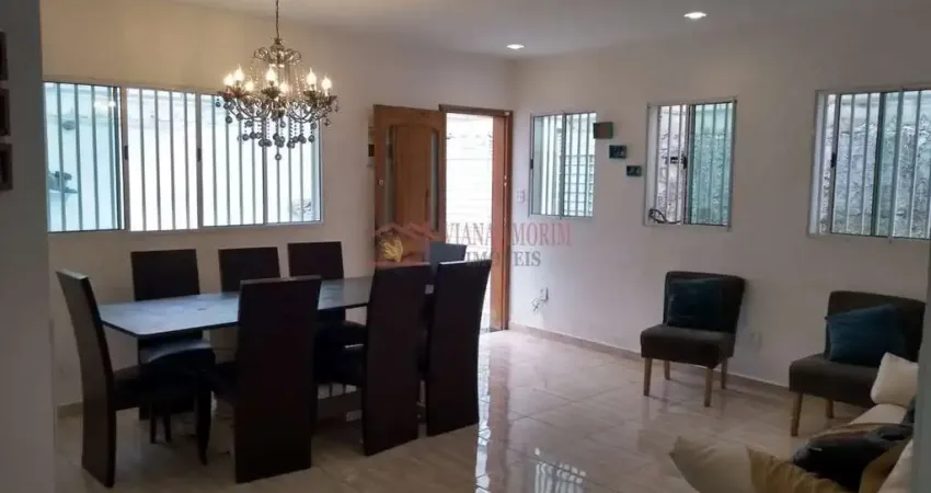 Casa com 3 dormitórios á 11 min a pé até a estação primavera-interlagos