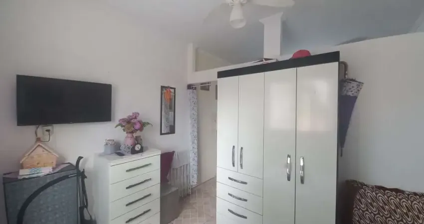Kitnet / Stúdio à venda na Rua Osmar Antoniolli, Vila Mirim, Praia Grande