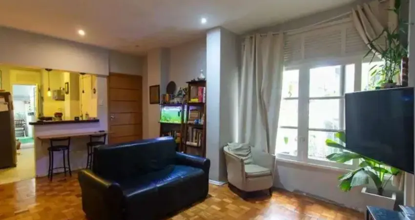 Belo Apartamento com Ambientes Integrados em Laranjeiras