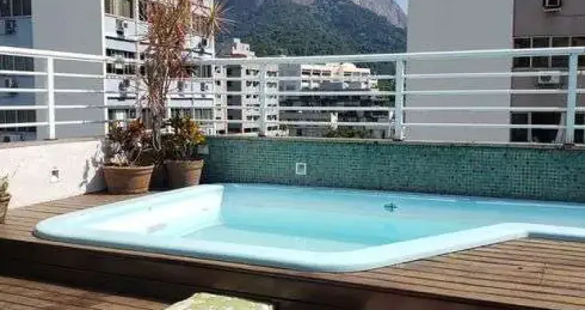 Cobertura duplex para venda possui 216 metros quadrados com 3 quartos em Gávea - Rio de Janeiro - RJ