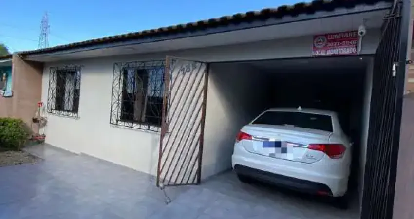 Casa com 3 quartos no Parque dos Pinheiros em Uvaranas