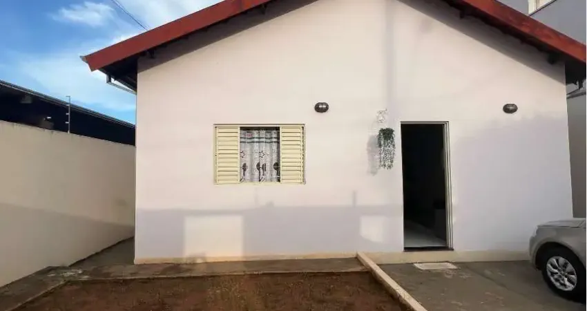 Casa com 2 quartos à venda na Rua Acácio dos Santos Júnior, Parque Clayton Malaman, Pirassununga