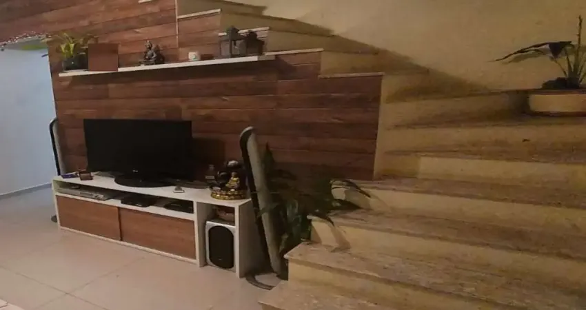 Casa com 3 quartos à venda na Rua Jandaia, Ayrosa, Osasco