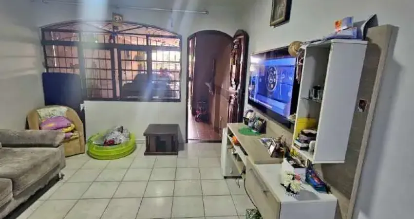 Casa com 2 quartos à venda na Rua José Carlos de Resende, Conjunto Residencial Vista Verde, São Paulo