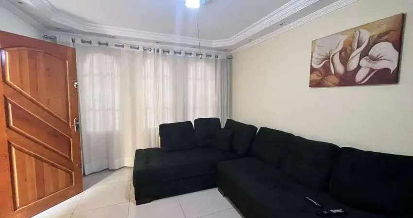 Sobrado à venda, 180 m², 3 quartos, 2 banheiros, 1 suíte