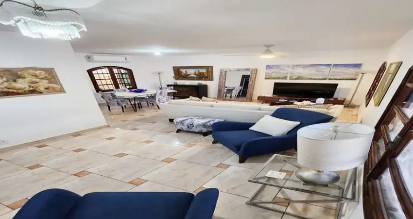 Casa à venda, 186 m², 3 quartos, 2 banheiros, 1 suíte