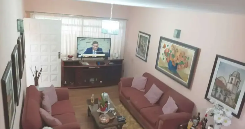 Sobrado à venda, 140 m², 3 quartos, 2 banheiros, 1 suíte