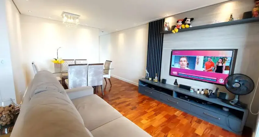 Apartamento à venda, 73 m², 3 quartos, 2 banheiros, 1 suíte