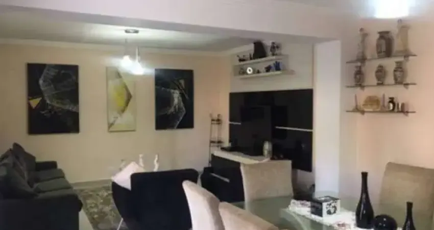 Sobrado à venda, 220 m², 3 quartos, 4 banheiros, 3 suítes