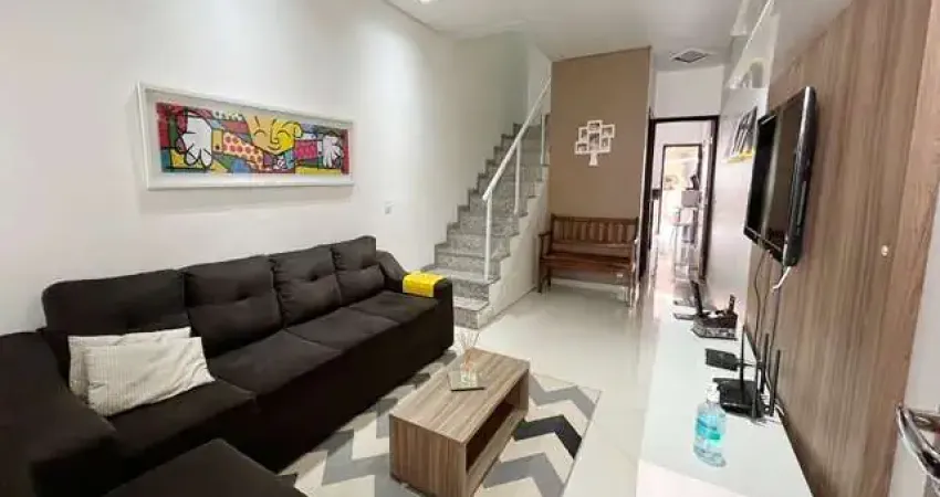 Sobrado à venda, 120 m², 3 quartos, 3 banheiros, 1 suíte