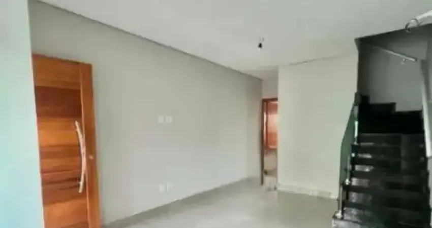 Sobrado à venda, 140 m², 2 quartos, 4 banheiros, 2 suítes