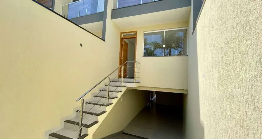 Sobrado à venda, 150 m², 3 quartos, 4 banheiros, 3 suítes