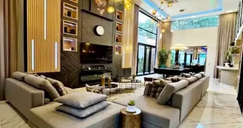 Casa à venda, 548 m², 3 quartos, 5 banheiros, 3 suítes