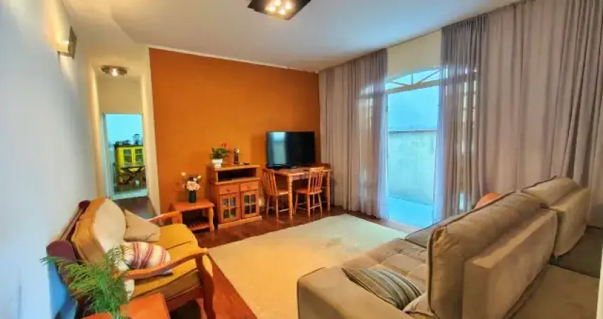 Sobrado à venda no bairro da chacara inglesa na rua pompeu sobrinho