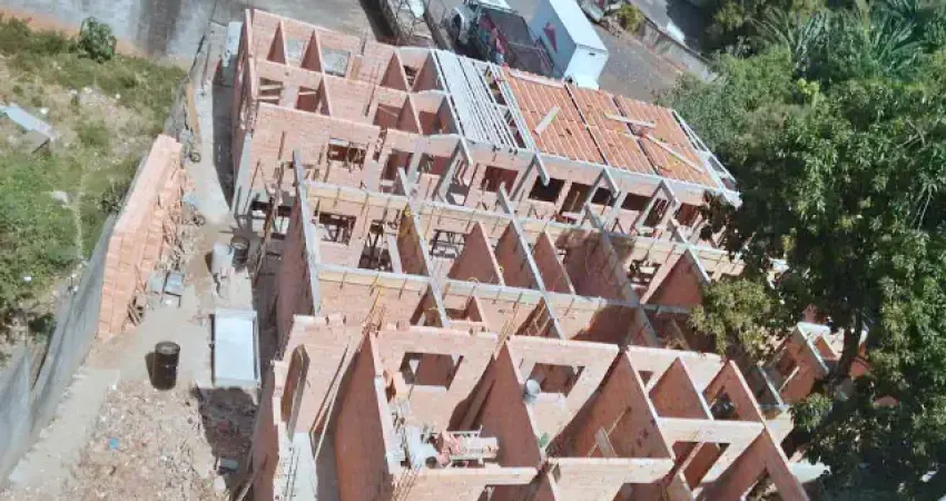 Oportunidade: Sobrado à venda no Bairro da Vila Boaçava na Rua Domingos Maza