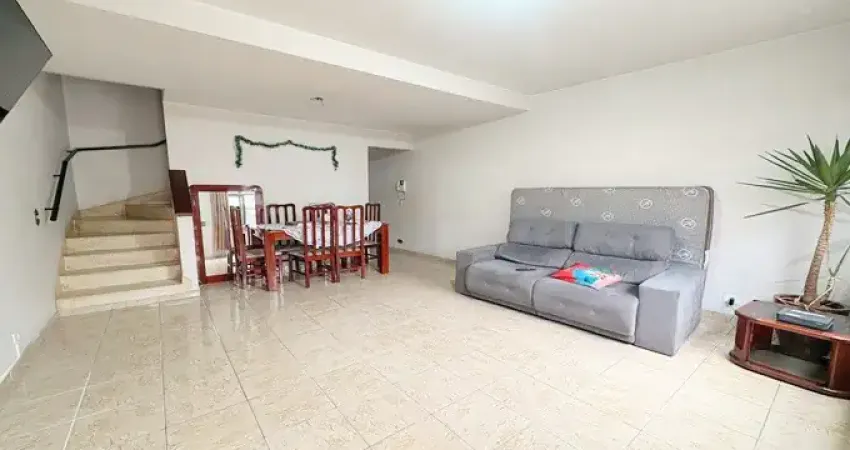 Sobrado à venda no Bairro da Vila Boaçava na Rua Ribeirão Vermelho, com 3 dormitórios