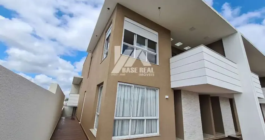 Sobrado de alto padrão semi mobiliado com 3 suítes, churrasqueira