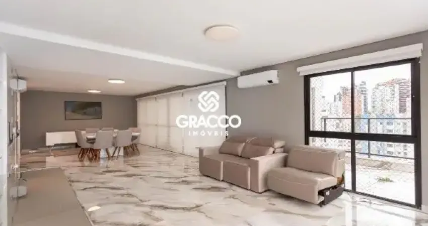Cobertura com 307m² e 4 Dormitórios na Avenida Iguaçu - Curitiba