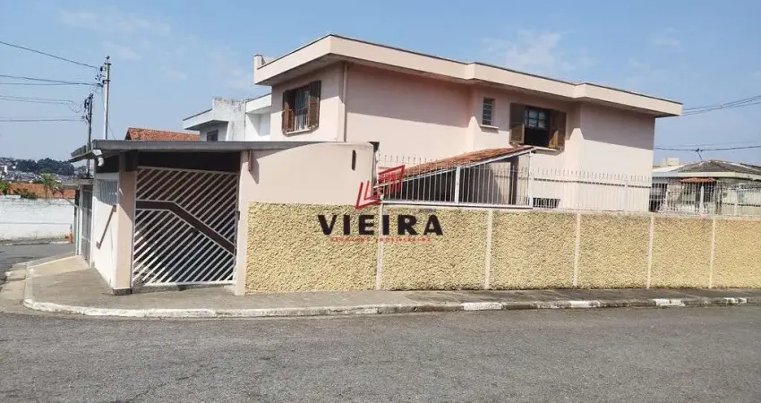 Imóvel localizado em rua residencial e tranquila