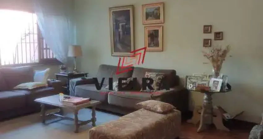 ÓTIMA CASA TÉREA , 4 VAGAS DE GARAGEM!!!
