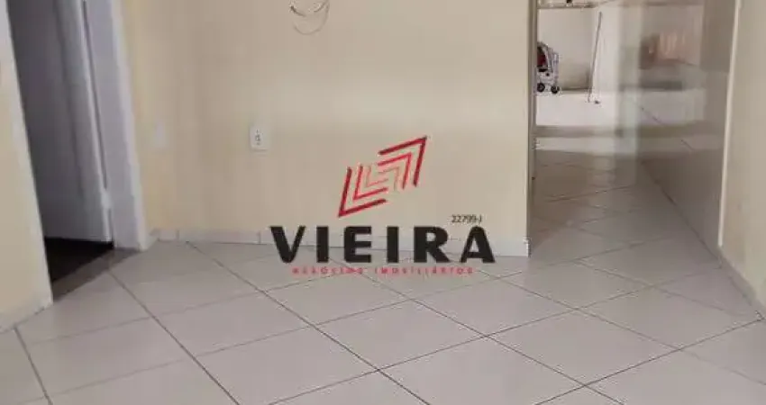 Casa térrea, vago, ótima localização
