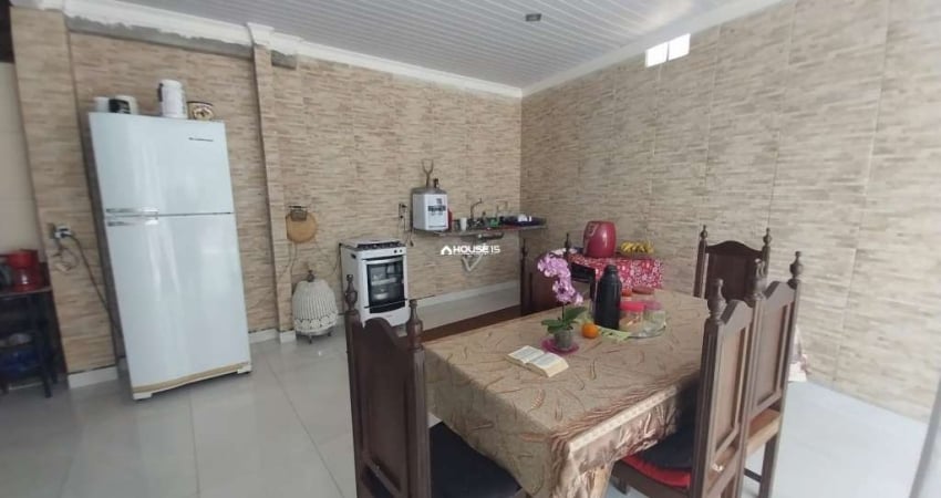 Casa com 5 quartos à venda na Rua Romário Reis, 1, Perocão, Guarapari