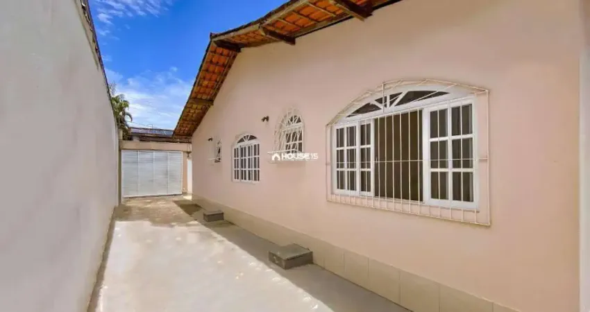 Casa com 3 quartos à venda na Rua Elísio Mariano, 71, Sol Nascente, Guarapari