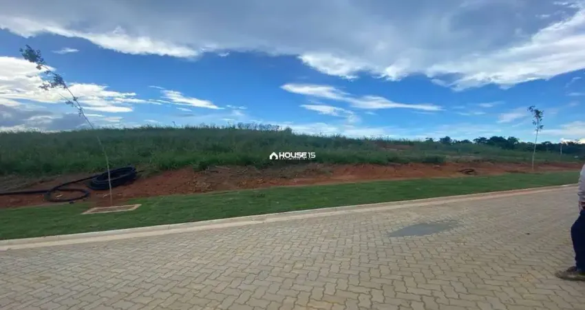 Terreno em condomínio fechado à venda na Avenida Padre José de Anchieta, 4, Perocão, Guarapari