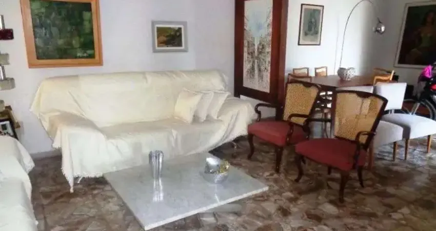 Casa com 3 quartos para alugar na Avenida Saldanha Marinho, São Judas, Piracicaba