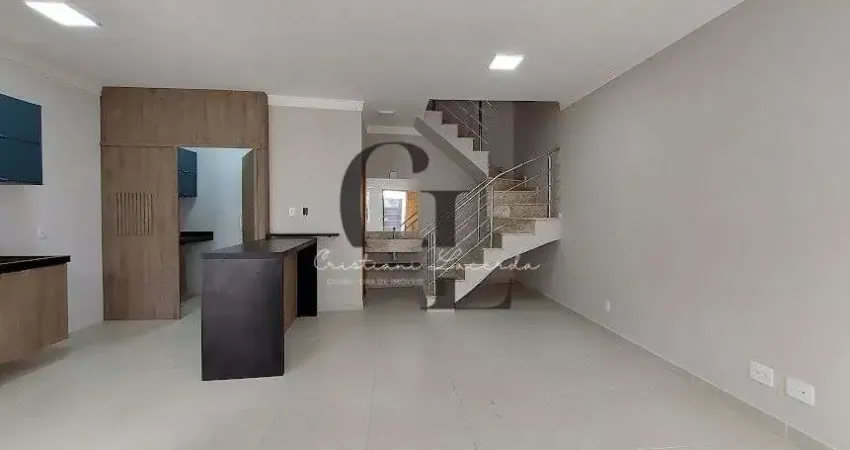 Sobrado novo à venda com 3 suítes e 2 vagas na Água Fria