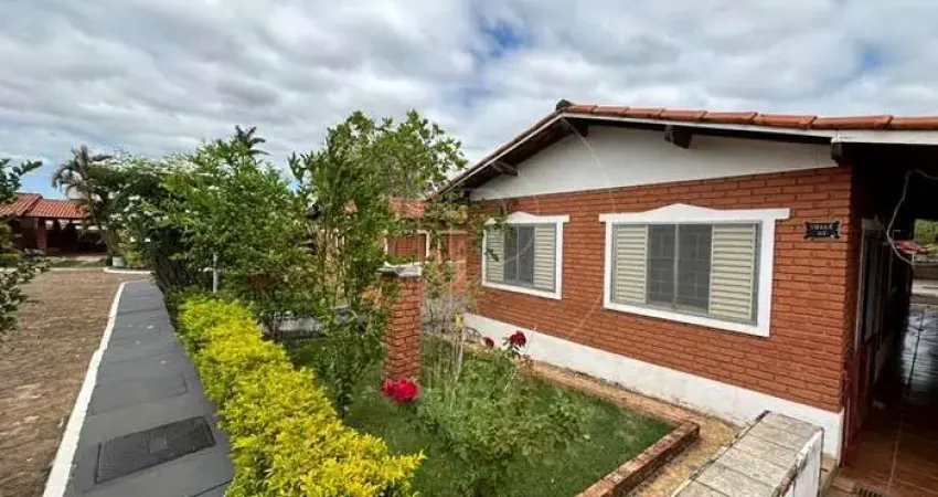 Casa para venda em caldas novas, mansões águas quentes, 3 dormitórios, 1 suíte, 2 banheiros, 2 vagas