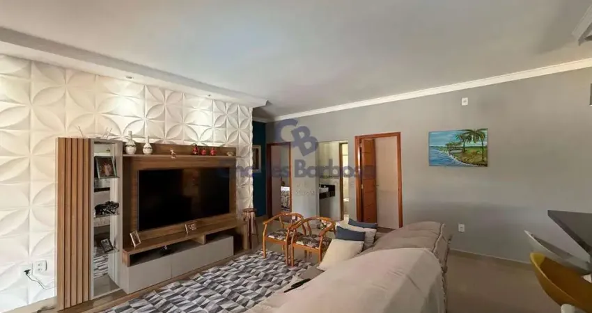 Chácara 4 dorms c/ piscina por R$ 900 mil – Itatiba