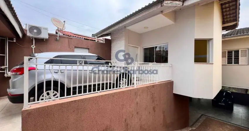Casa ampla com suíte no Recanto do Parque por R$900 mil.
