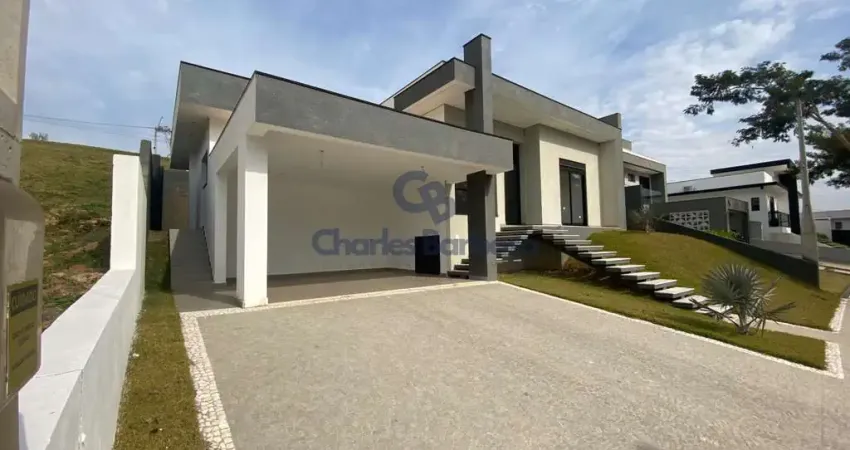 Casa c/ 3 suítes no Cond. Portal San Giovanni R$1.500.000