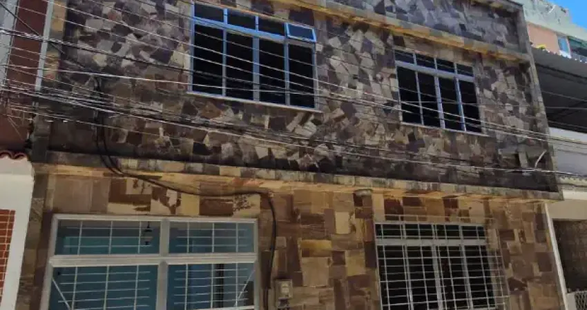 Excelente casa de vila triplex de 3 quartos com garagem e amplo terraço