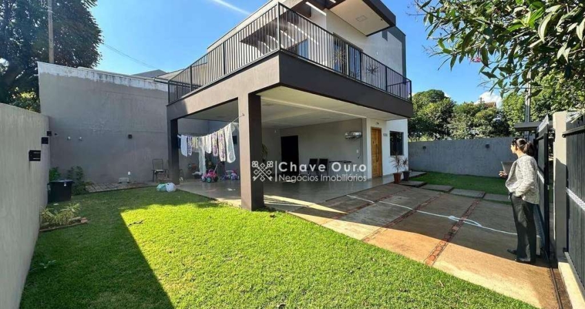 Sobrado à venda, 151 m² por R$ 800.000,00 - Centro - Toledo/PR