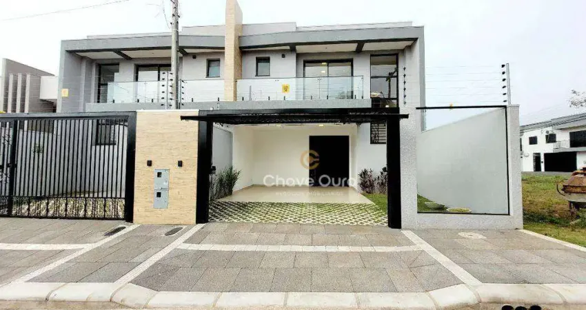 Sobrado Pioneiros Catarinense Com 1 Suíte 2 Quartos e Sobra de terreno