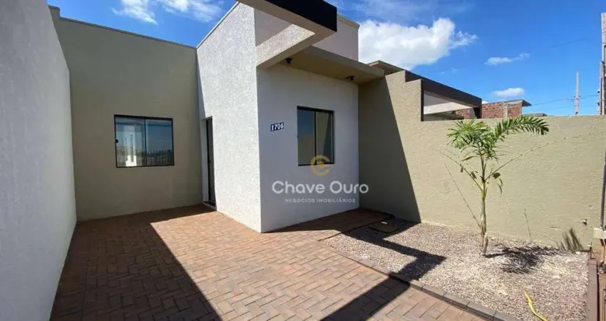 CASA A VENDA COM 02 QUARTOS NO PINHEIRINHO