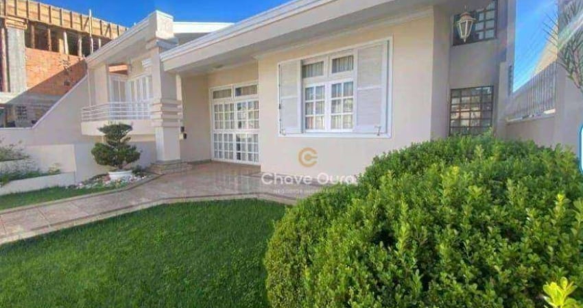 Sobrado com 3 Suítes, Edícula à venda, 362 m² por R$ 1.950.000 - Tropical - Cascavel/PR