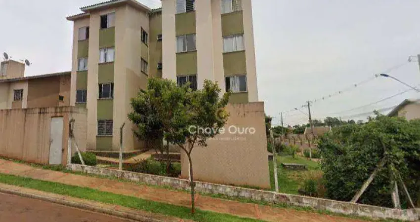 Apartamento com 2 dormitórios à venda, 47 m² por R$ 180.000 - Interlagos - Cascavel/PR